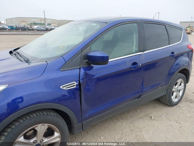 1FMCU0GX6FUB98682 Ford ESCAPE SE