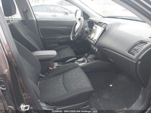 JA4AJUAU2NU600877 Mitsubishi RVR ES