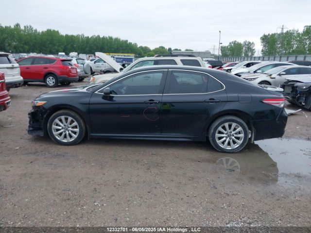 4T1B11HK2KU818015 Toyota CAMRY SE
