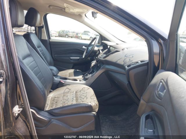 1FMCU9G91EUA32879 Ford ESCAPE SE