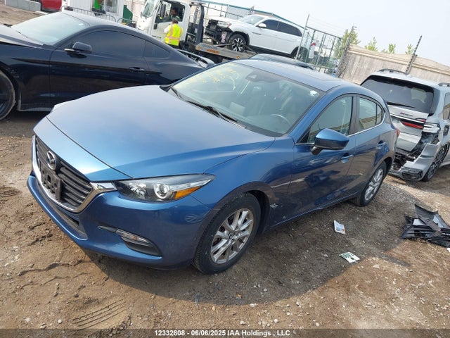 3MZBN1L7XJM223943 Mazda pe
