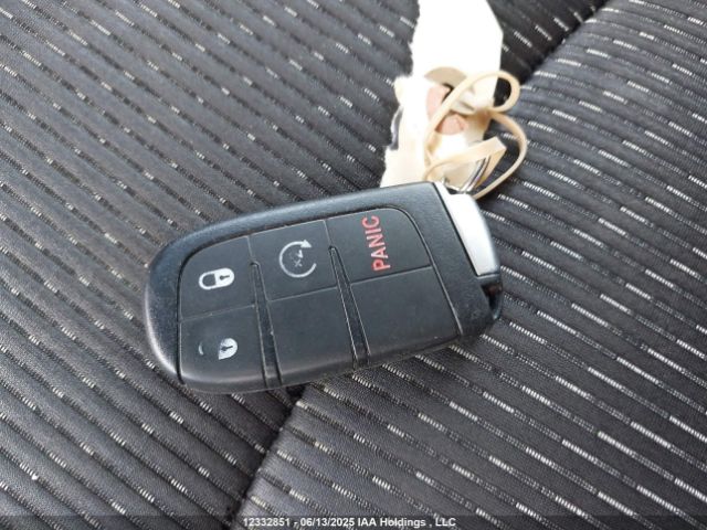 3C4PDCCG5ET106869 Dodge Journey