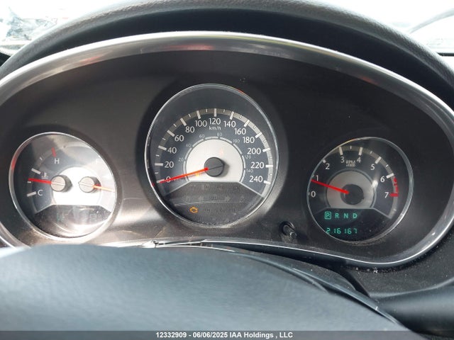 Chrysler 200 2014 1C3CCBBB5EN100737 Image 7