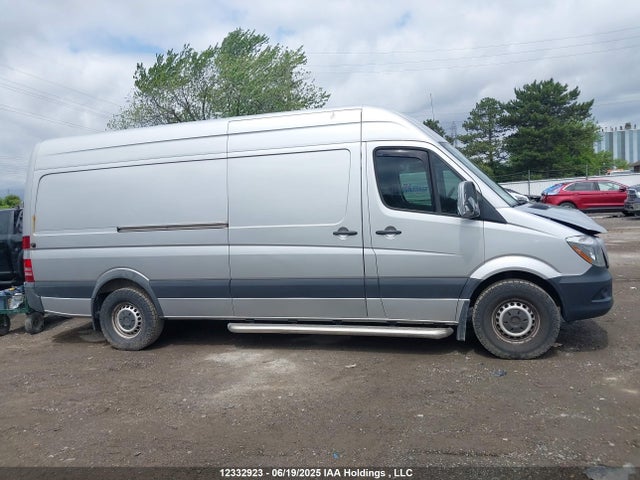 WD3BE8CD9JP593108 Mercedes-Benz mg5+mh5 with brake assist