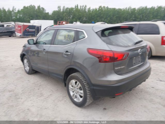 JN1BJ1CR6KW327799 Nissan 2019