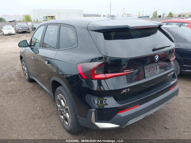 WBX73EF09P5W99526 BMW X1