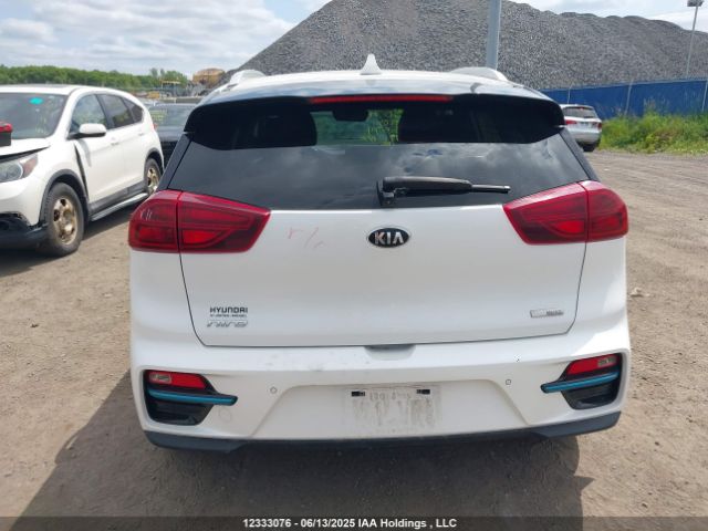 KNDCE3LG8L5056574 KIA Niro Ev Sx Touring