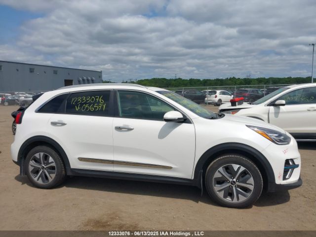 KNDCE3LG8L5056574 KIA Niro Ev Sx Touring