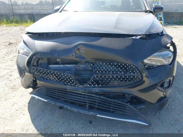 W1K5J4HB0SN520615 Mercedes-Benz m260