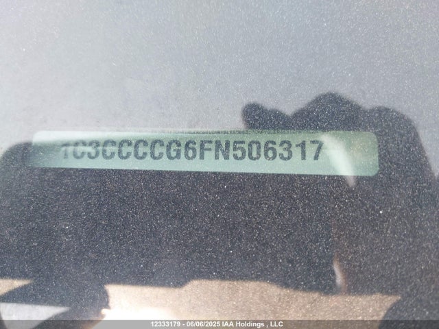 1C3CCCCG6FN506317 Chrysler 2015