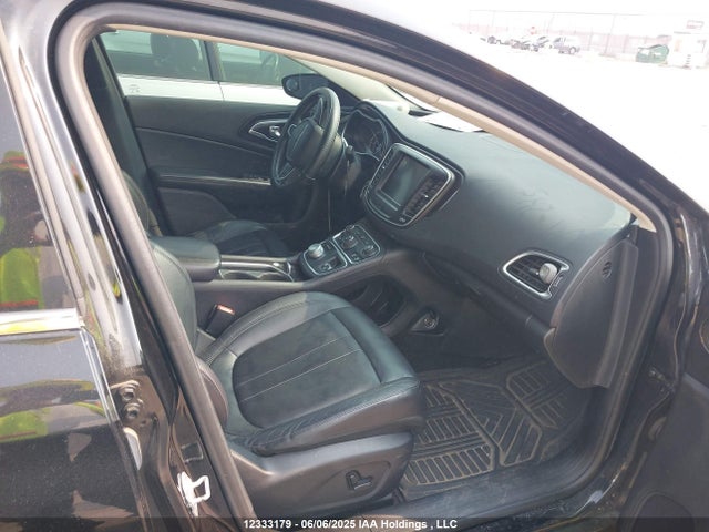 1C3CCCCG6FN506317 Chrysler 2015
