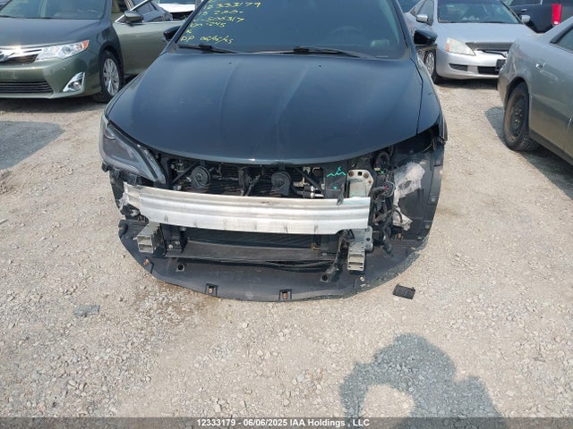 1C3CCCCG6FN506317 Chrysler 2015
