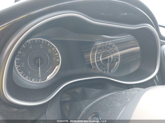 1C3CCCCG6FN506317 Chrysler 2015