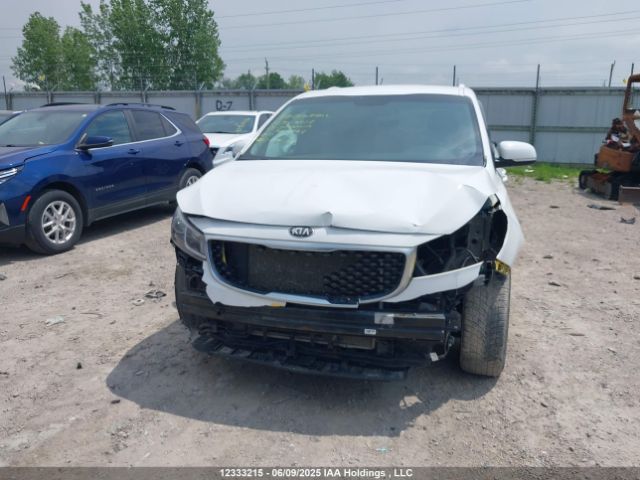 KNDMB5C12J6356798 KIA Sedona
