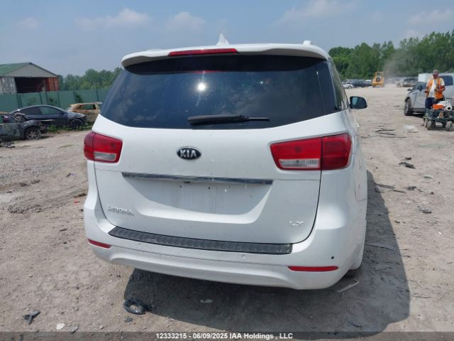 KNDMB5C12J6356798 KIA Sedona