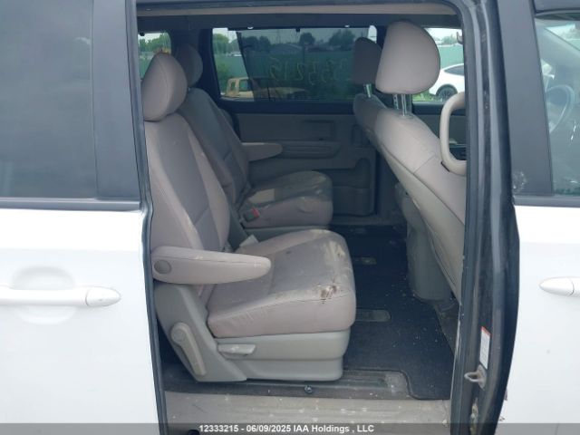 KNDMB5C12J6356798 KIA Sedona