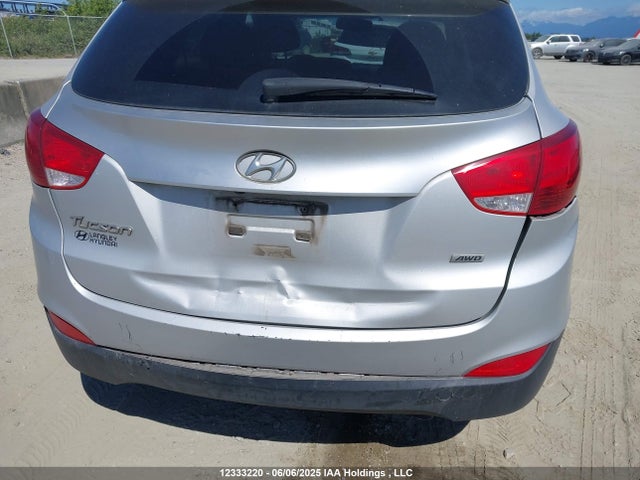 KM8JUCAG3EU836693 Hyundai gdi theta ii