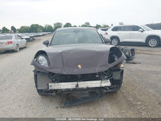 Porsche Macan 2017 WP1AB2A51HLB15204 Image 13