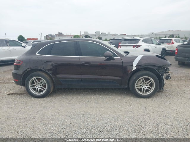 Porsche Macan 2017 WP1AB2A51HLB15204 Image 14