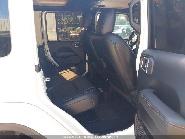 1C4HJXEG2KW549911 Jeep Wrangler