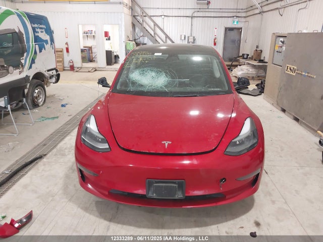 Tesla MODEL 3 2022 5YJ3E1EB3NF235001 Image 12