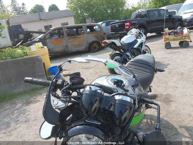 JKAZR2E16KA003910 Kawasaki ZR900