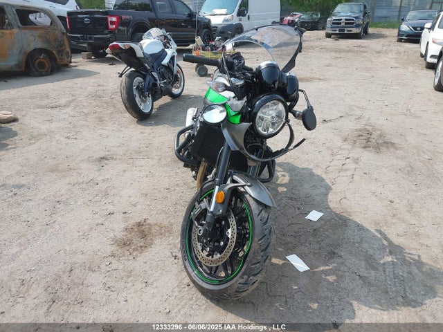JKAZR2E16KA003910 Kawasaki ZR900