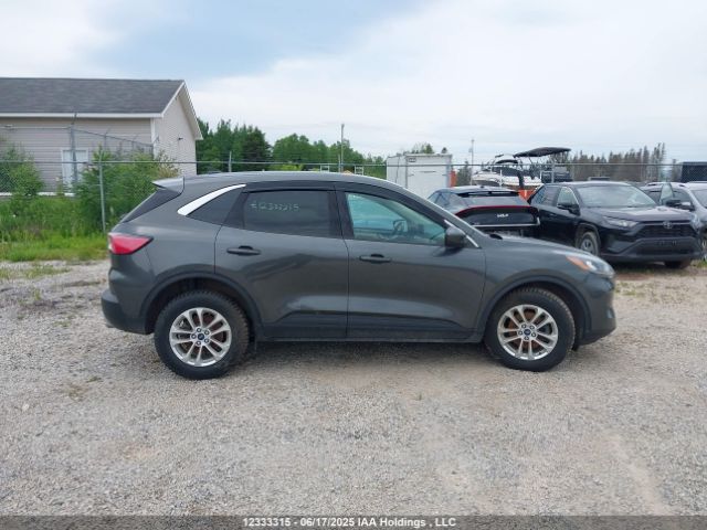 1FMCU9G61LUA13381 Ford ESCAPE SE