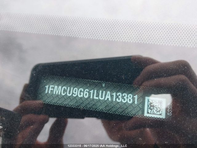 1FMCU9G61LUA13381 Ford ESCAPE SE