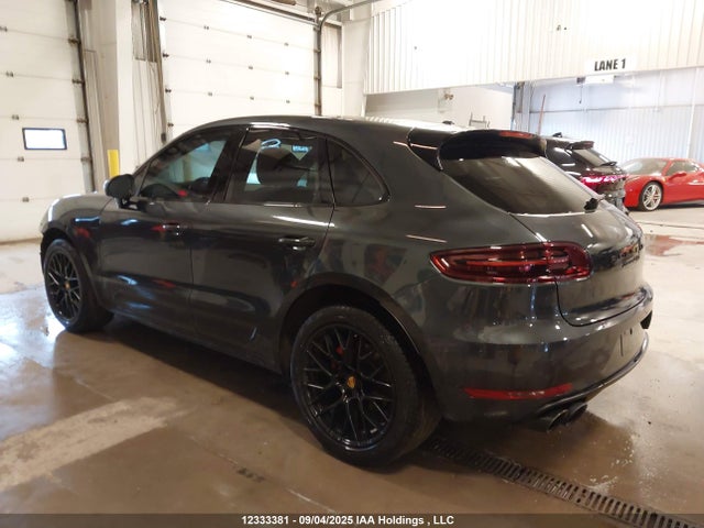 Porsche Macan 2018 WP1AG2A56JLB65667 Image 3