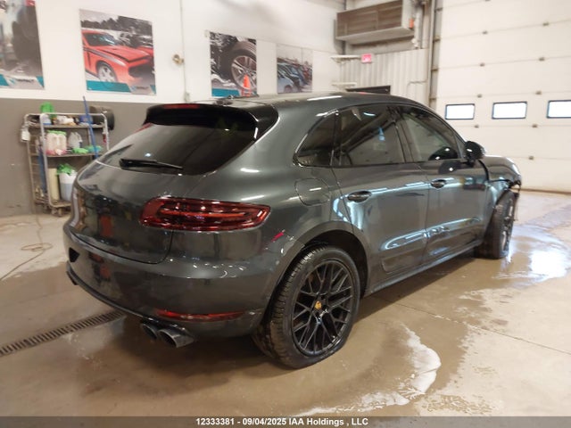 Porsche Macan 2018 WP1AG2A56JLB65667 Image 4