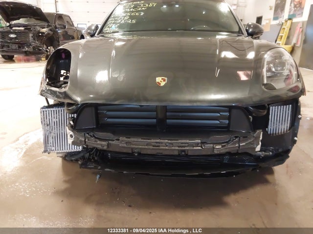 Porsche Macan 2018 WP1AG2A56JLB65667 Image 6