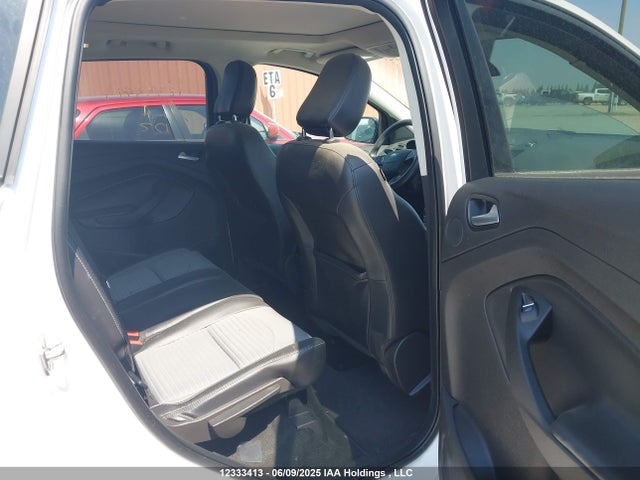 1FMCU9J9XKUB37618 Ford 2019