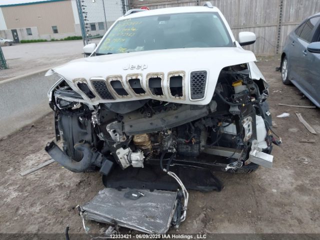 1C4PJMCX4KD273983 Jeep Cherokee