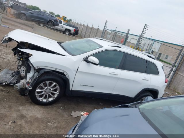 1C4PJMCX4KD273983 Jeep Cherokee