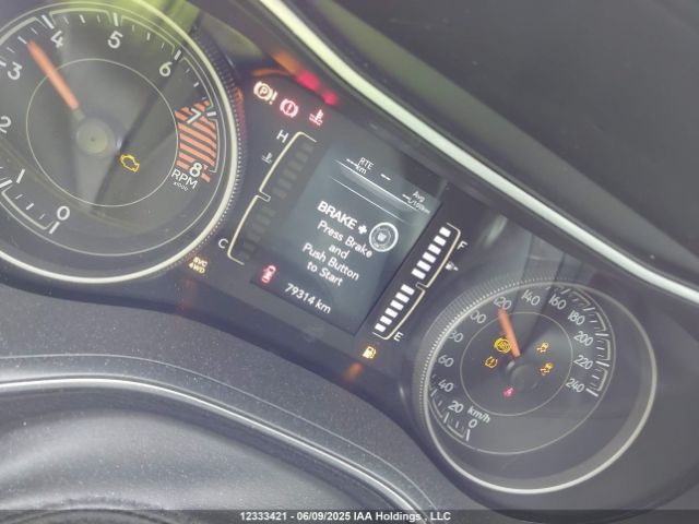 1C4PJMCX4KD273983 Jeep Cherokee