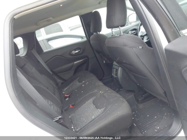 1C4PJMCX4KD273983 Jeep Cherokee