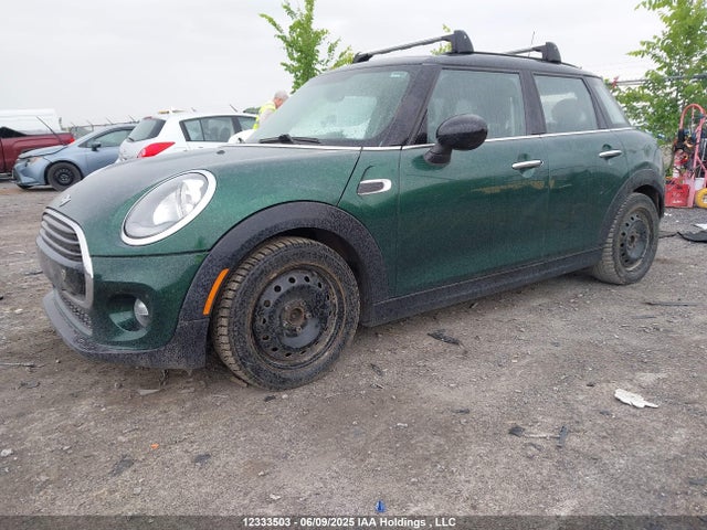 Mini 2017 2017 WMWXU1C50H2D57985 Image 2