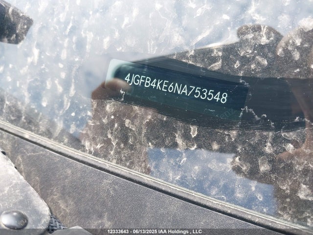 4JGFB4KE6NA753548 Mercedes-Benz m264