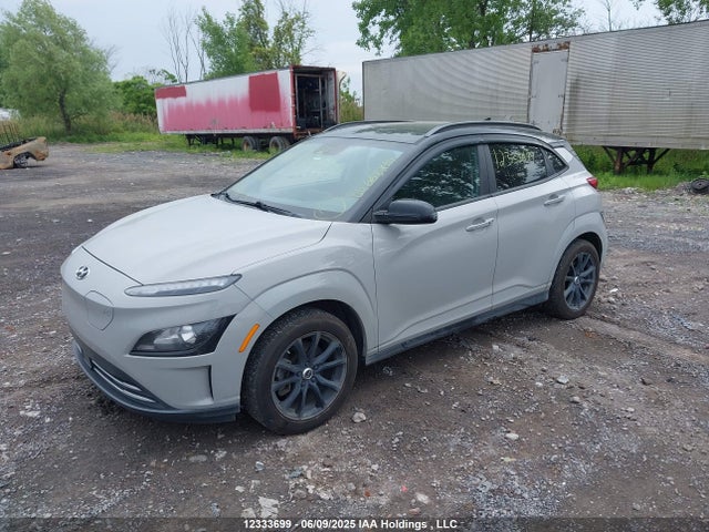 KM8K23AG2NU154365 Hyundai Kona Electric Preferred With Two-tone Roof