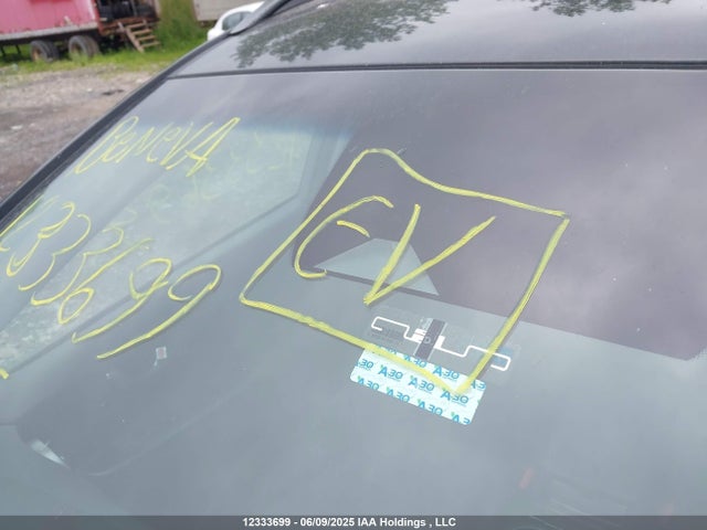 KM8K23AG2NU154365 Hyundai Kona Electric Preferred With Two-tone Roof