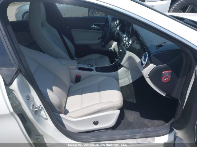 WDDSJ4EB8FN274815 Mercedes-Benz CLA-Class