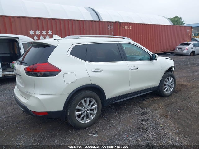 5N1AT2MV9HC842421 Nissan Rogue