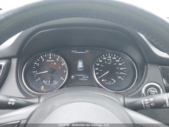 5N1AT2MV9HC842421 Nissan Rogue