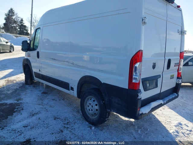 3C6LRVCG1NE121909 RAM Promaster 2500 High Roof 136 In. Wb