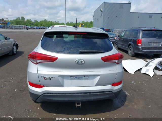 KM8J33A49GU091752 Hyundai Tucson