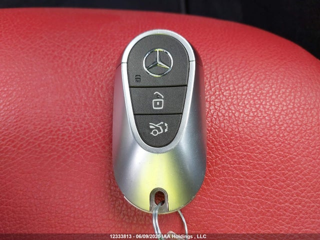 W1KAF4HB2PR073544 Mercedes-Benz m254
