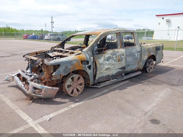 1N6AA1E52HN533216 Nissan Titan Sv/sl/pro-4x/plat Res