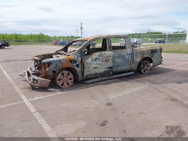1N6AA1E52HN533216 Nissan Titan Sv/sl/pro-4x/plat Res
