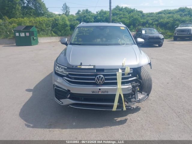 3VV4B7AX8NM048710 Volkswagen Tiguan
